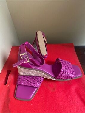 Vince Camuto Fuchsia Woven Wedge Sandals